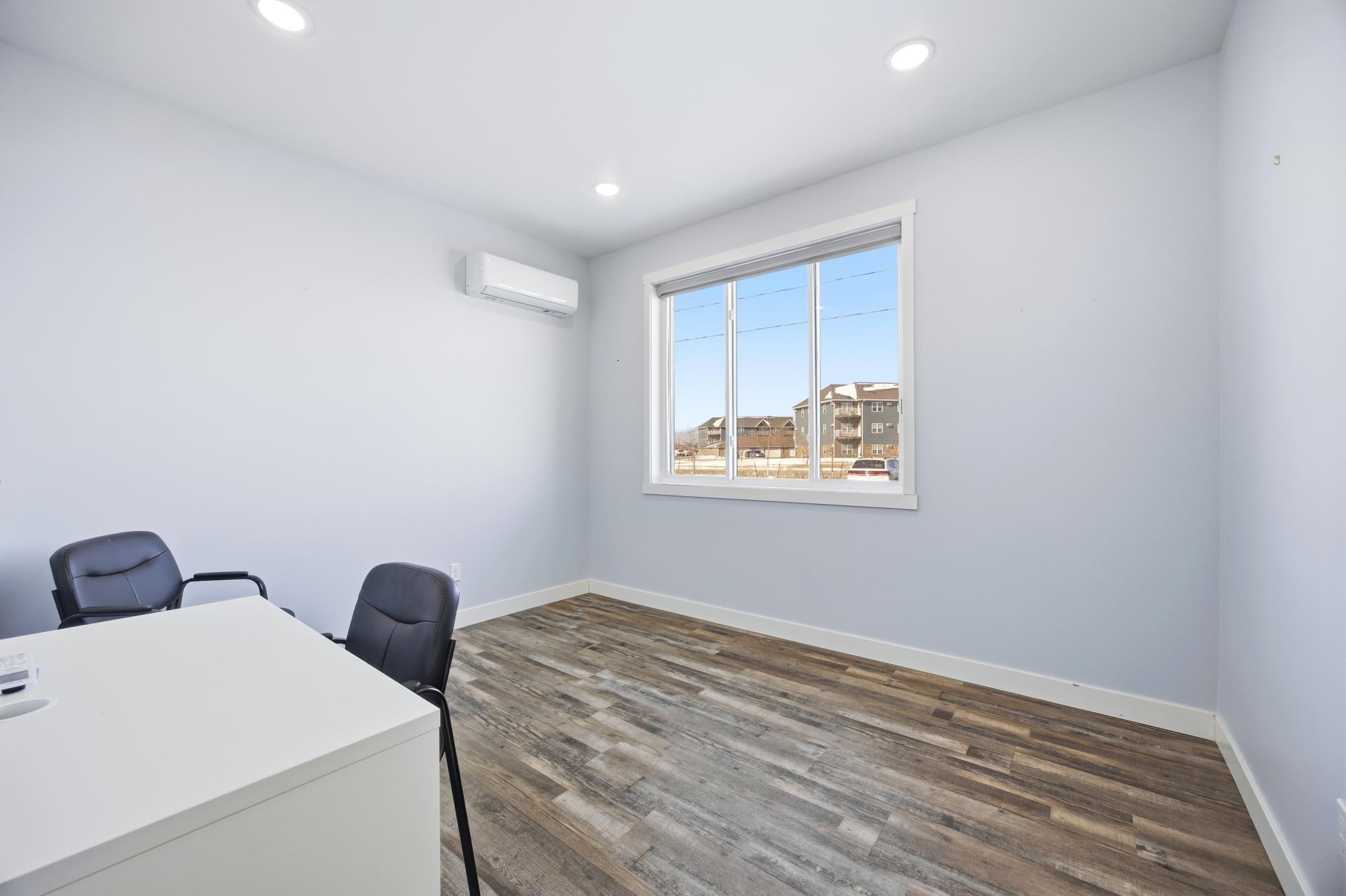 Office 1