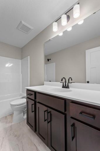 Upper level full bath