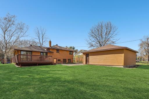 2526 Bittersweet Lane, Saint Paul, MN 55109