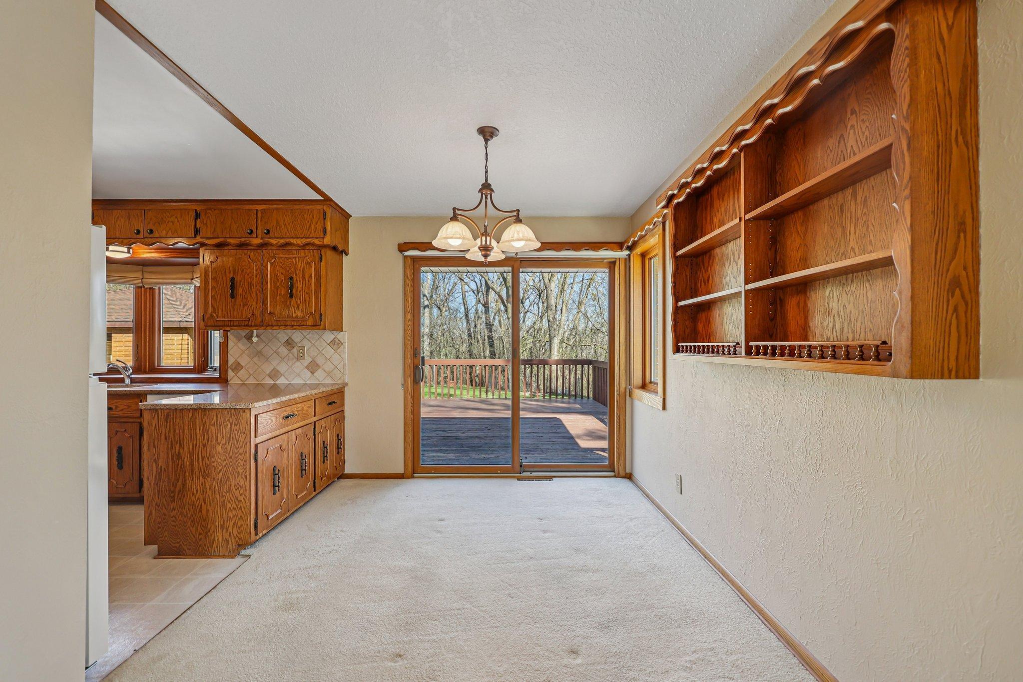 13-web-or-mls-Bittersweet Ln-S1704-011.jpg