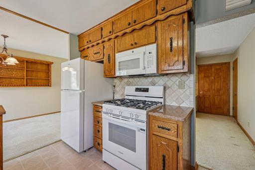 15-web-or-mls-Bittersweet Ln-S1704-013.jpg