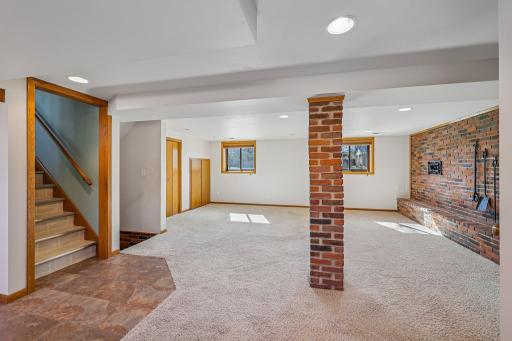 28-web-or-mls-Bittersweet Ln-S1704-026.jpg