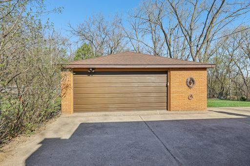 47-web-or-mls-Bittersweet Ln-S1704-043.jpg