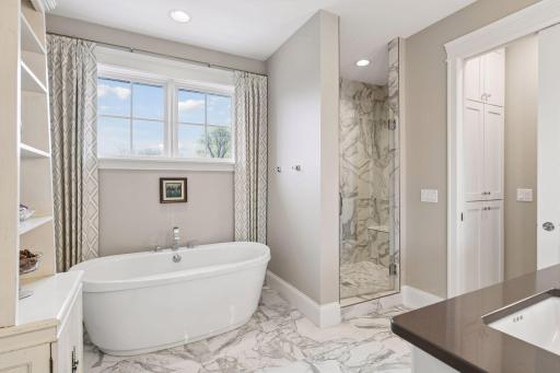 4900 Hawthorne Court, Minneapolis, MN 55436