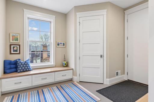 4900 Hawthorne Court, Minneapolis, MN 55436
