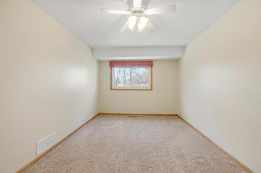 2305 E 122nd Street, Burnsville, MN 55337