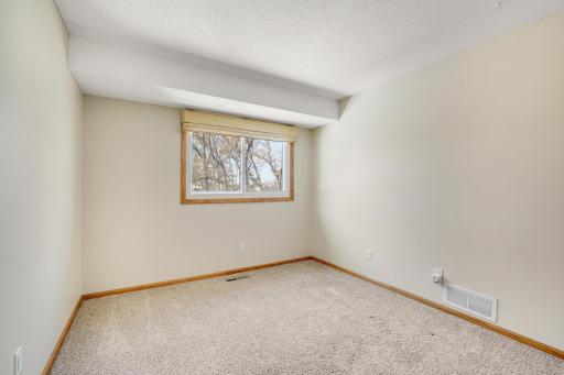 2305 E 122nd Street, Burnsville, MN 55337