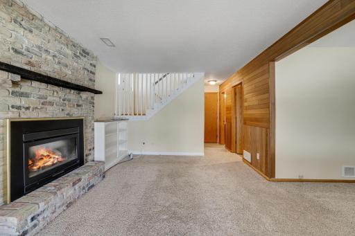 2305 E 122nd Street, Burnsville, MN 55337