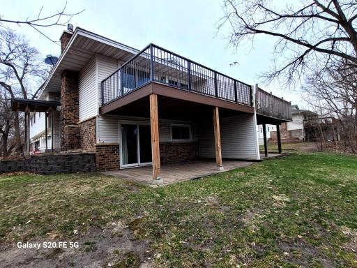 2305 E 122nd Street, Burnsville, MN 55337
