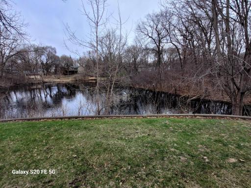 2305 E 122nd Street, Burnsville, MN 55337