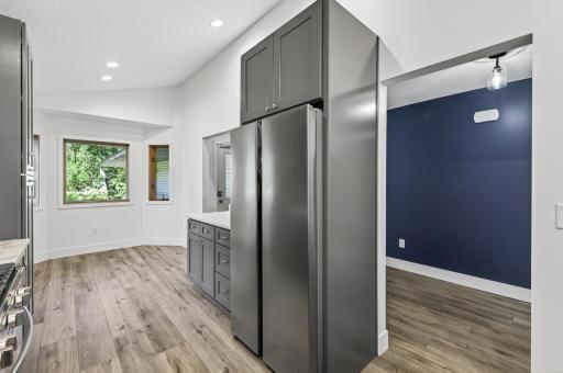 15153 Cates Lake Drive, Prior Lake, MN 55372