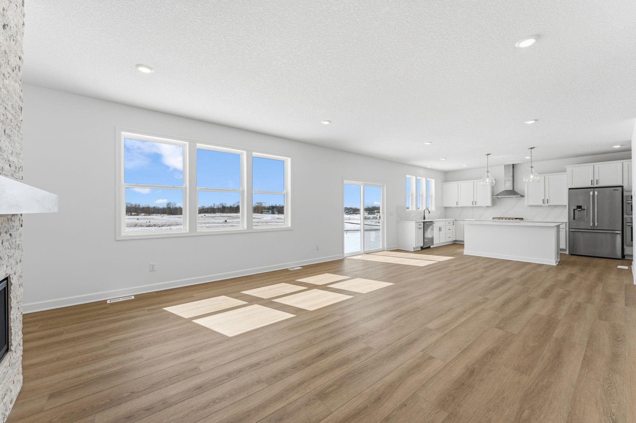 Residents can seamlessly transition between cooking and serving piping-hot courses on the dining table