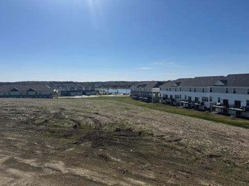 215 Huntington Drive, Waconia, MN 55387