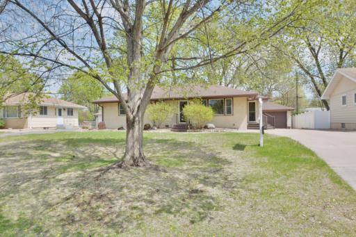 5526 Unity Avenue N, Minneapolis, MN 55429