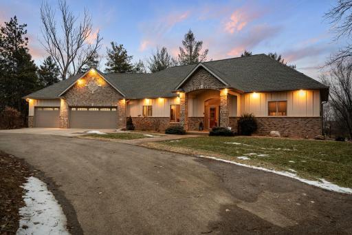 8760 Pine Crest Lane NW, Rochester, MN 55901