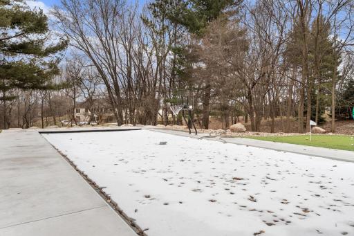 8760 Pine Crest Lane NW, Rochester, MN 55901