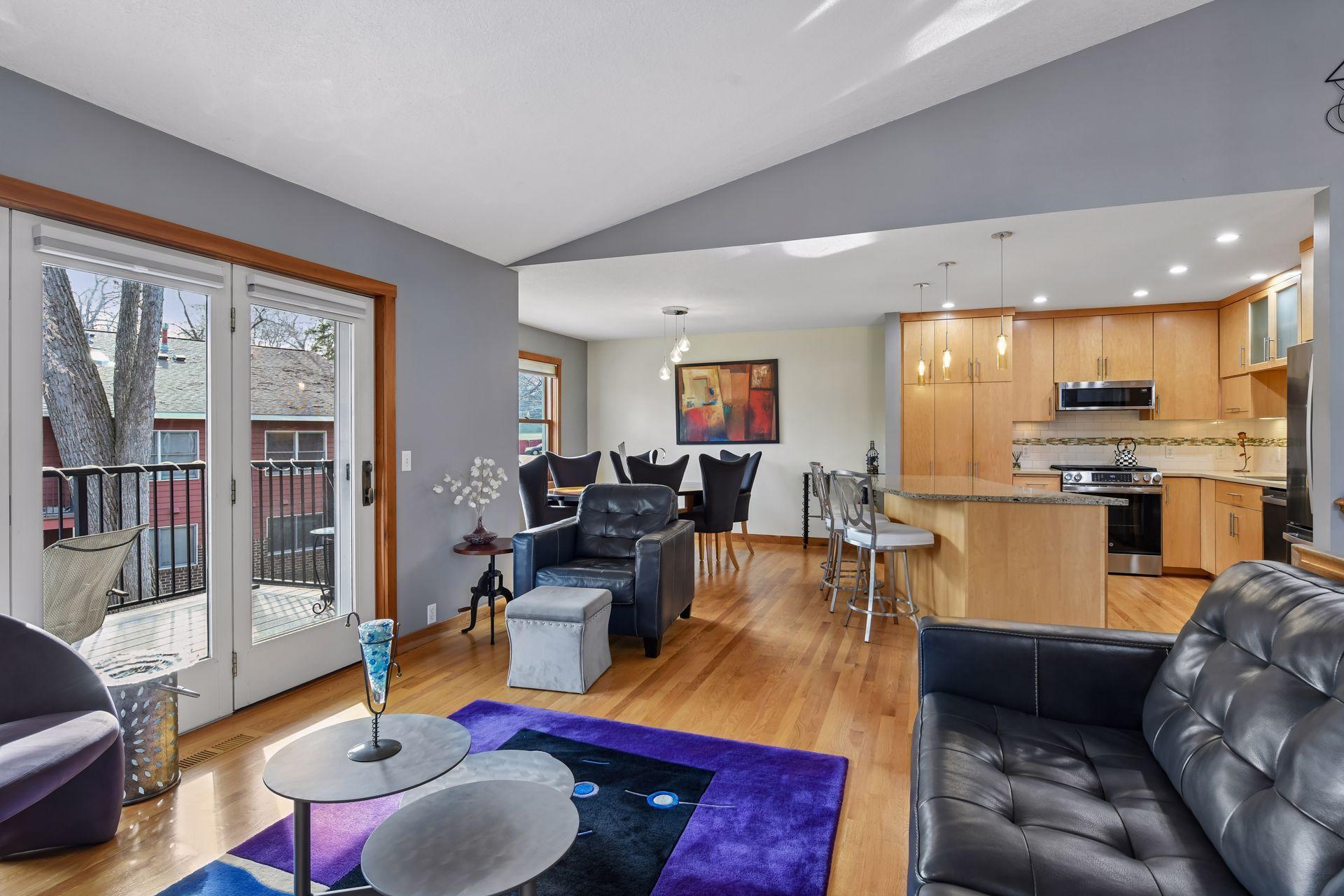 3433 Saint Louis Avenue - Spacecrafting - 0010.jpg