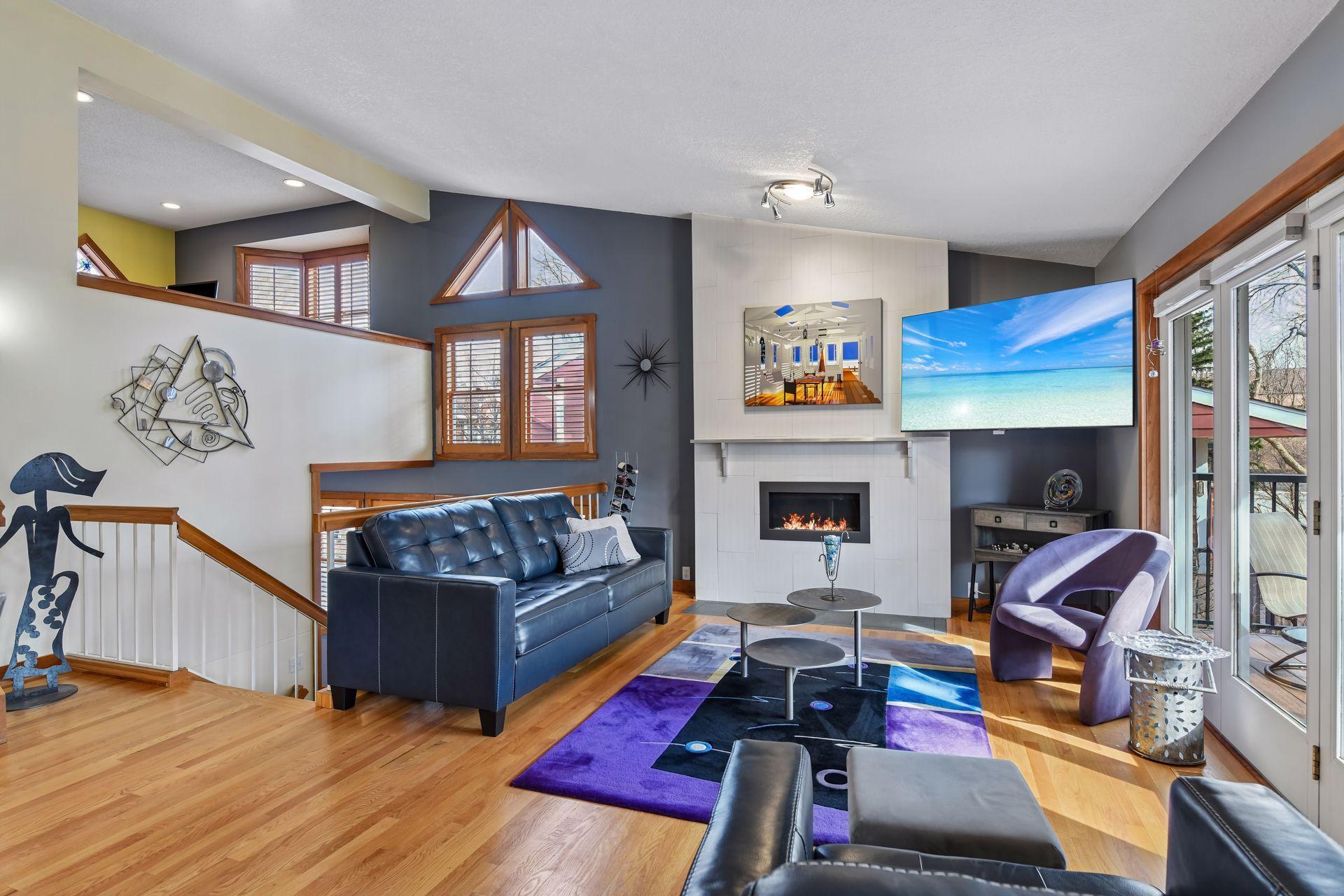 3433 Saint Louis Avenue - Spacecrafting - 0008.jpg