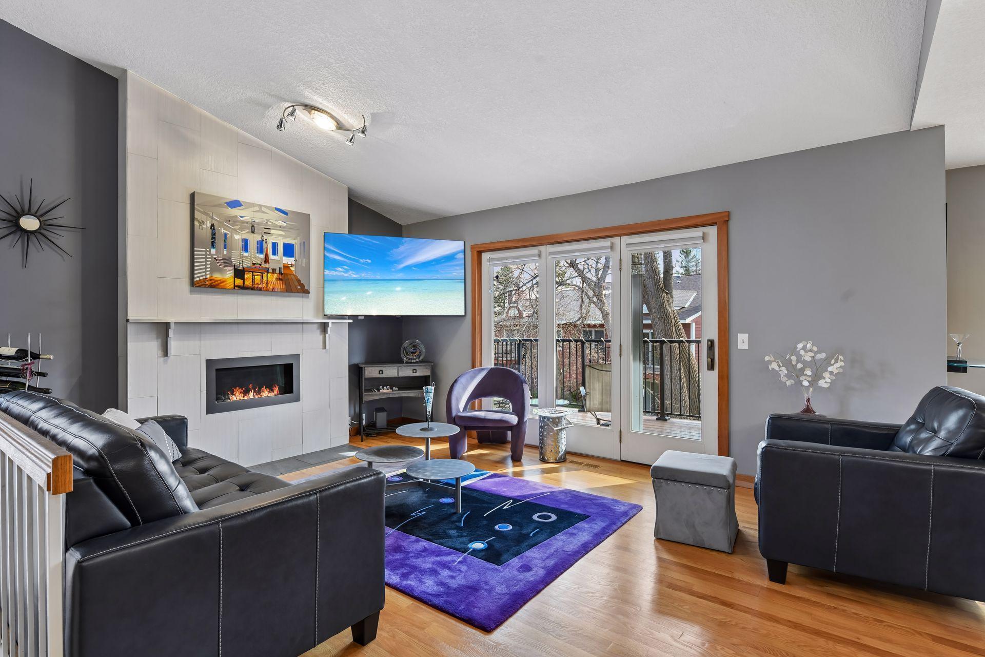 3433 Saint Louis Avenue - Spacecrafting - 0006.jpg