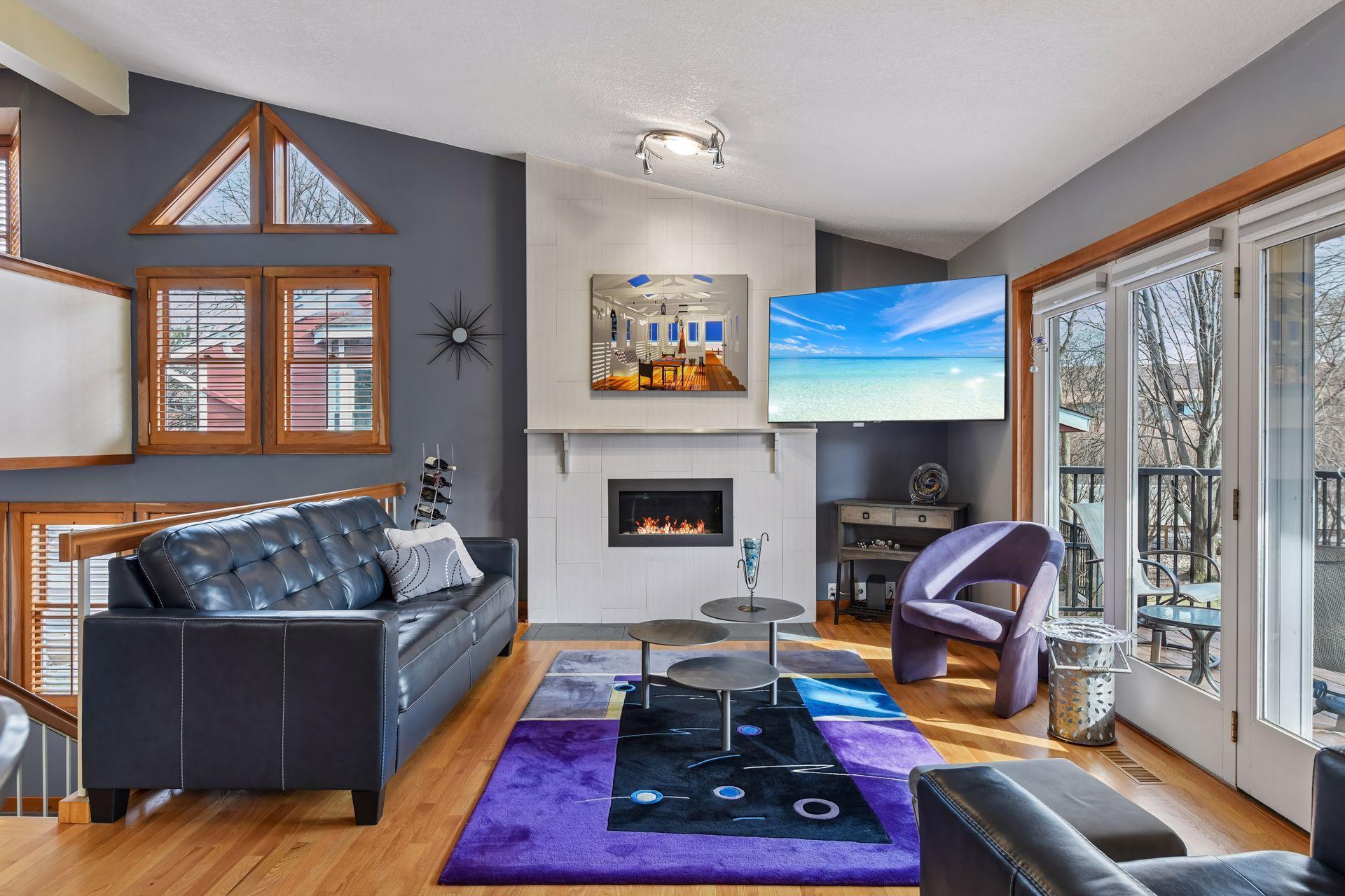 3433 Saint Louis Avenue - Spacecrafting - 0007.jpg