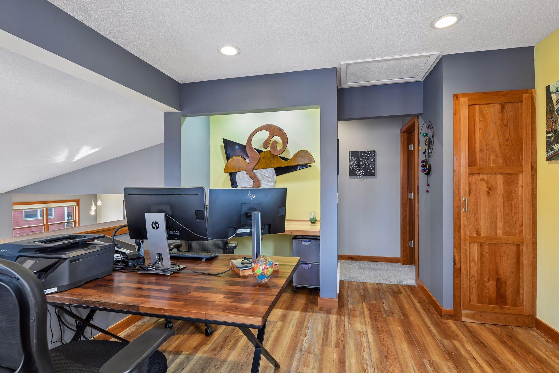 3433 Saint Louis Avenue - Spacecrafting - 0026.jpg