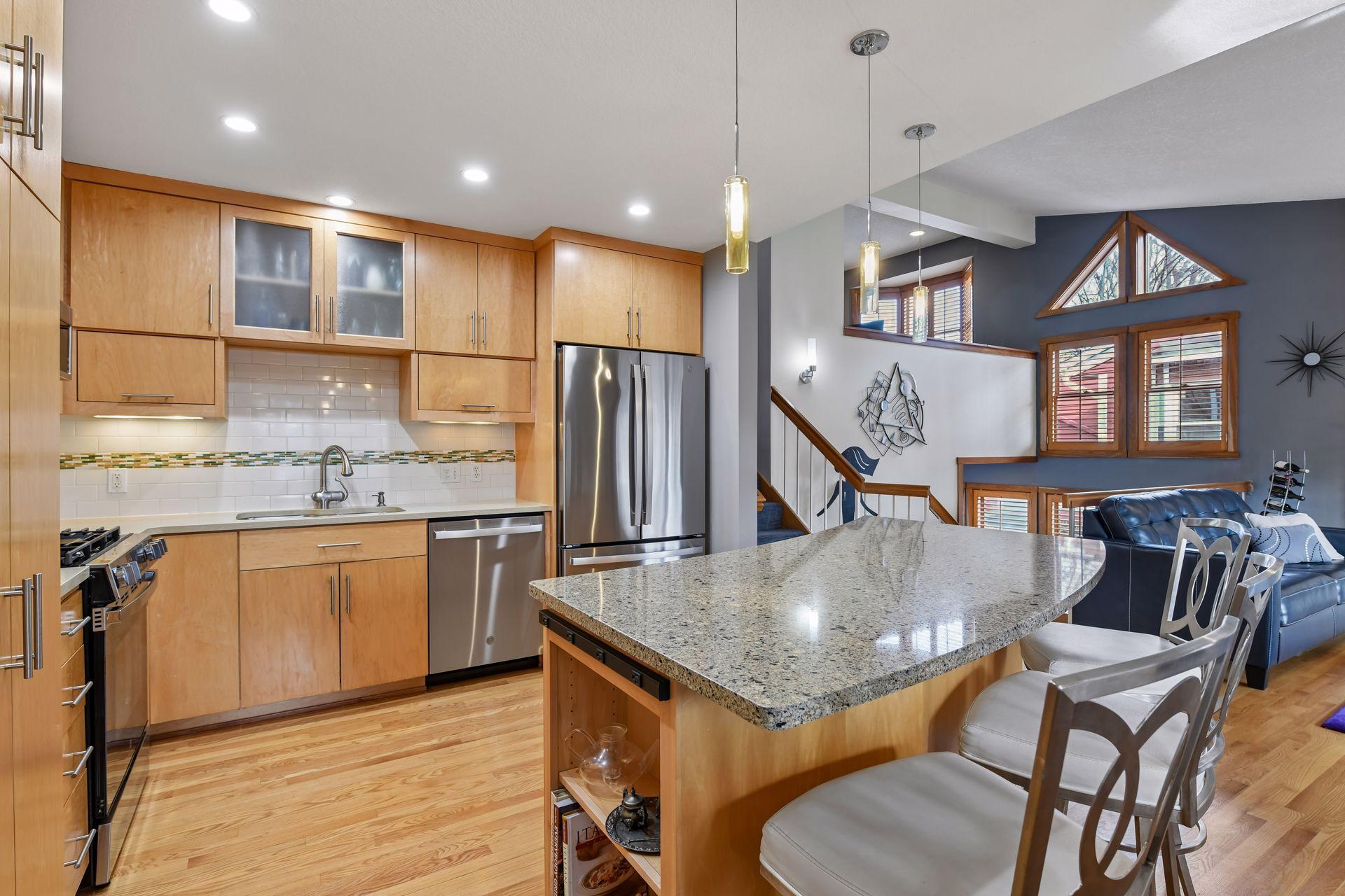 3433 Saint Louis Avenue - Spacecrafting - 0014.jpg