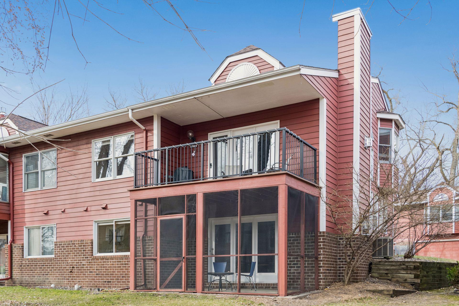 3433 Saint Louis Avenue - Spacecrafting - 0033.jpg