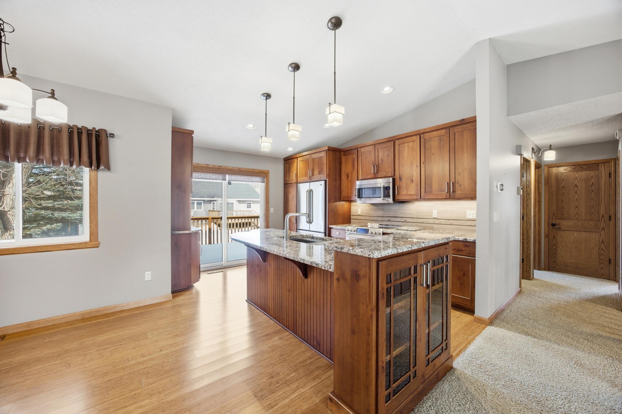 Kitchen Island - Custom Cabinetry
