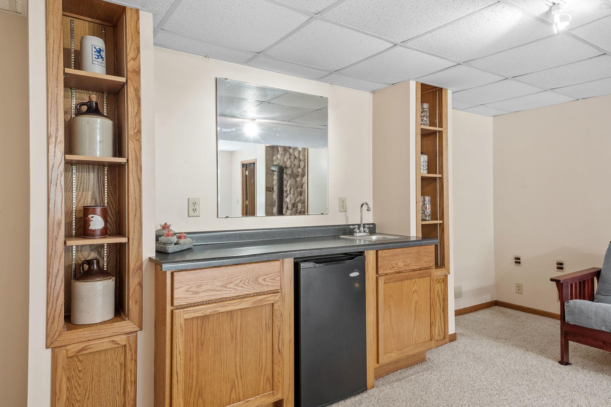 49-web-or-mls-11520 120th St N-49.jpg