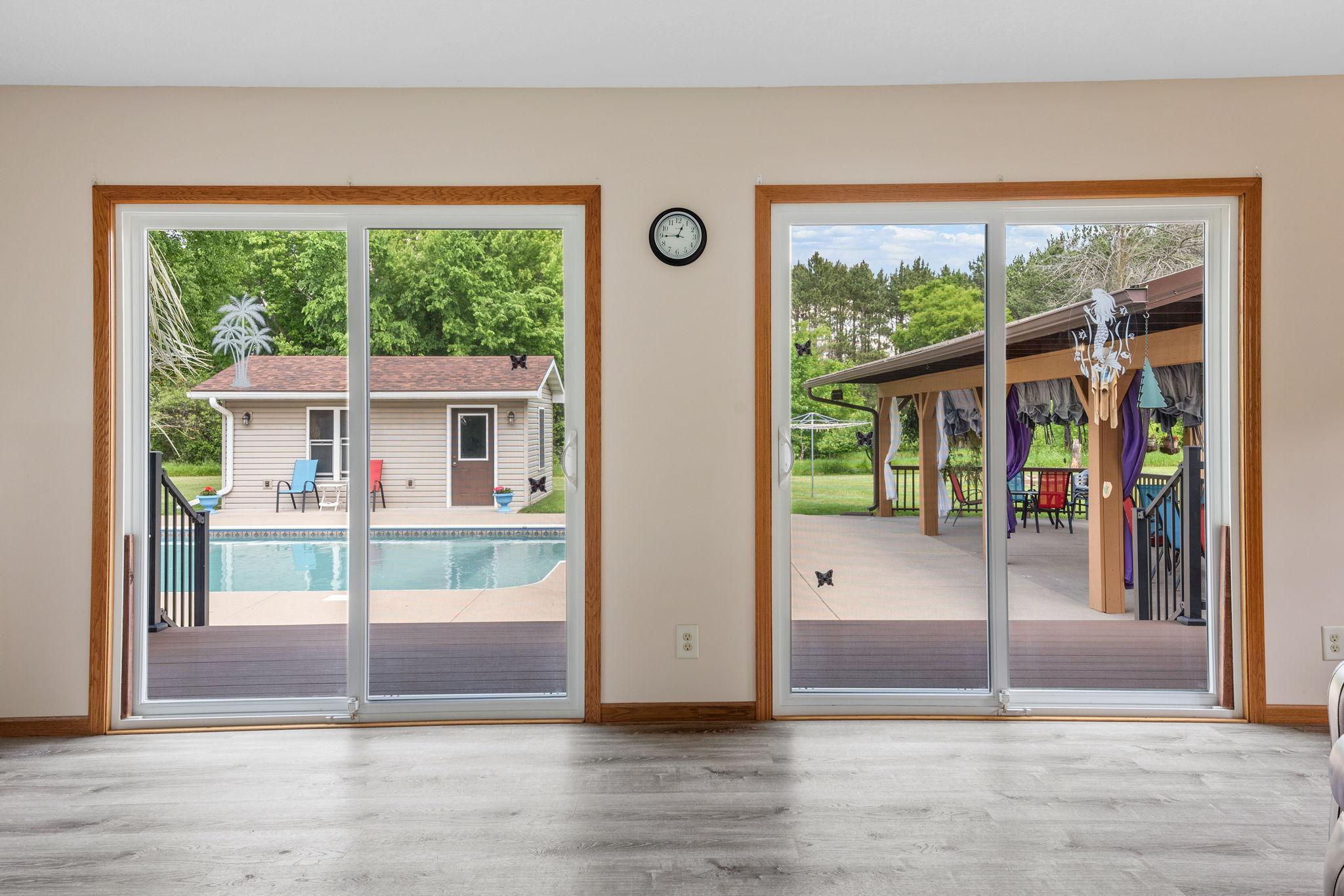 30-web-or-mls-11520 120th St N-30.jpg