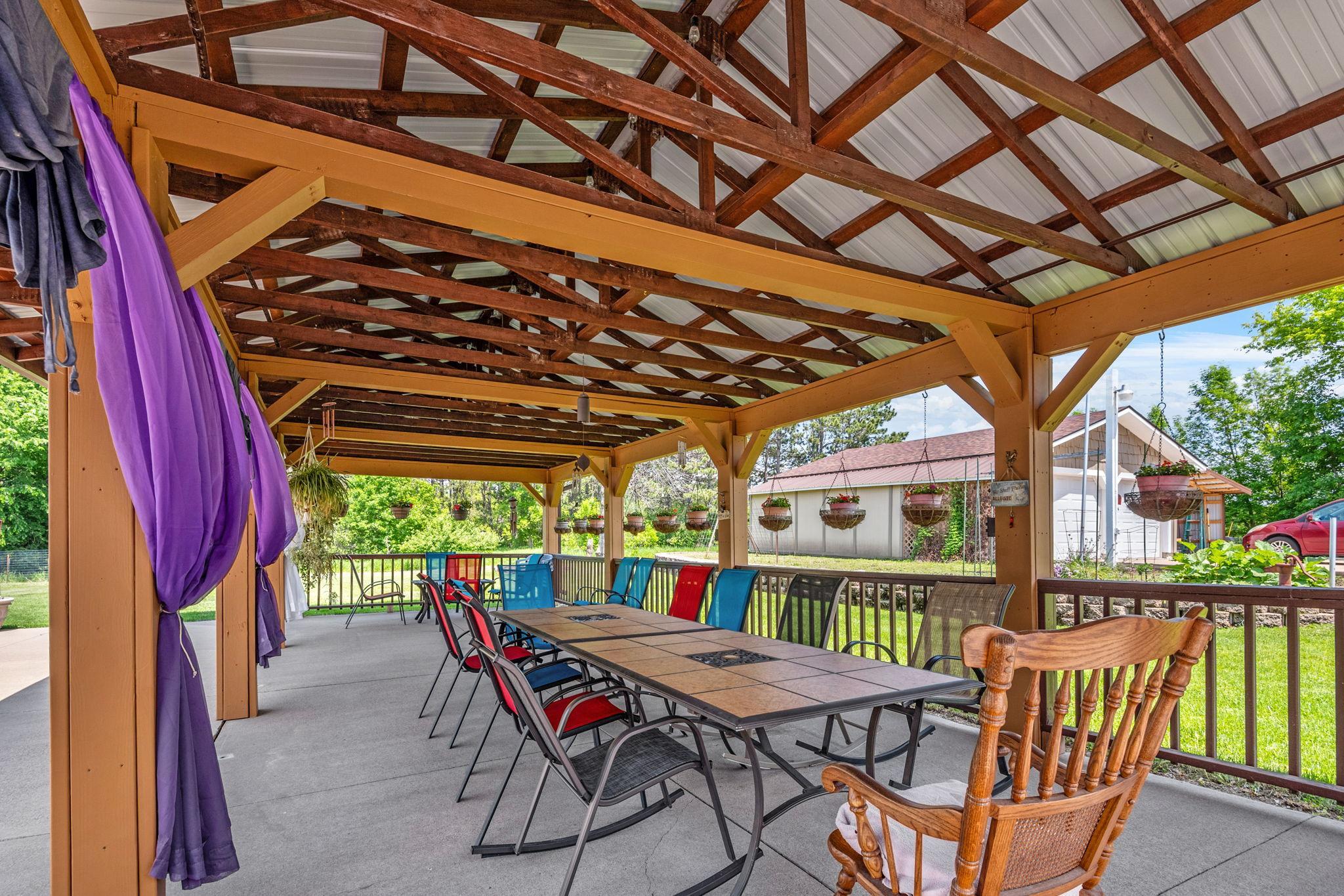 6-web-or-mls-11520 120th St N-6.jpg