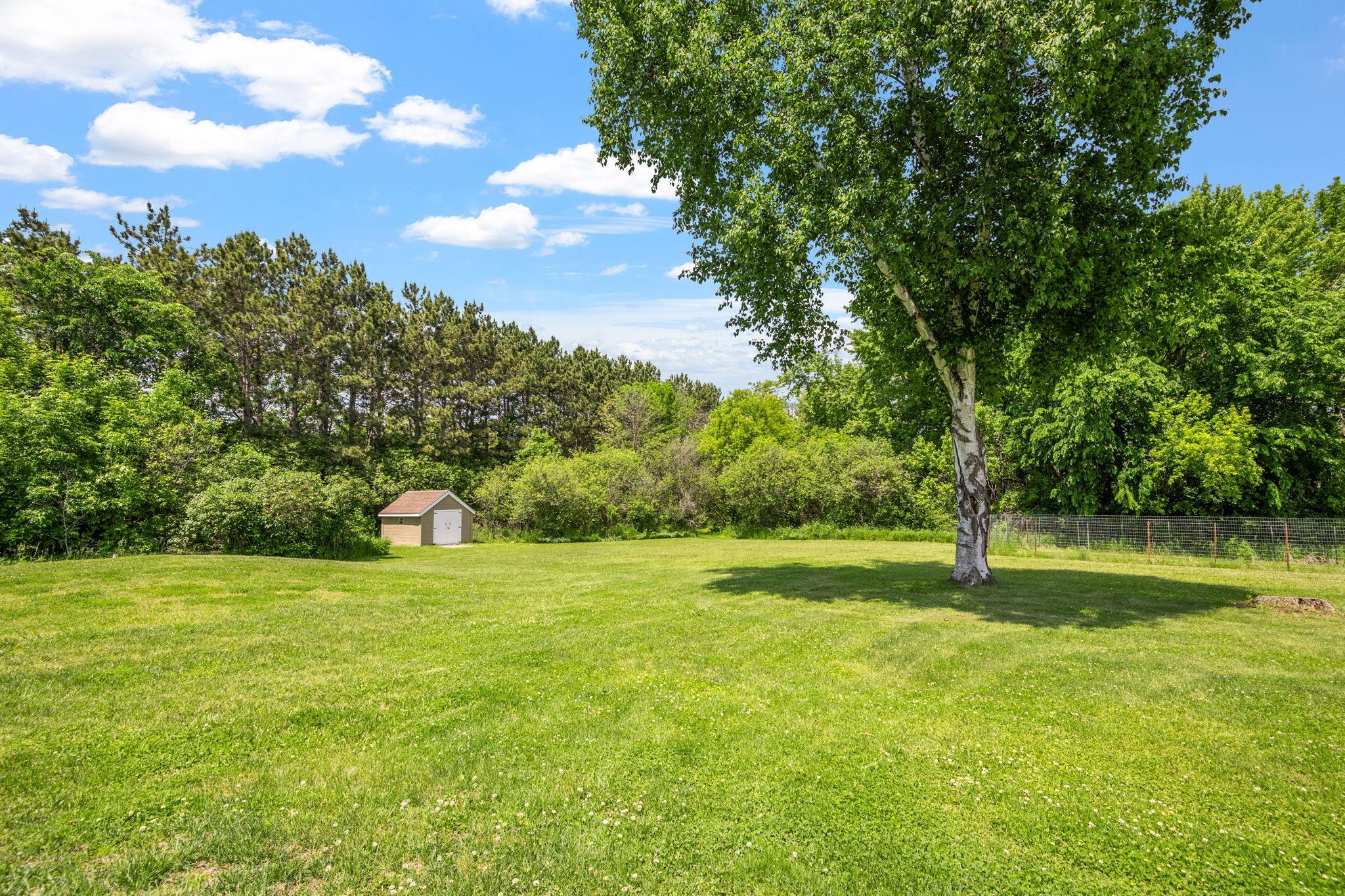 15-web-or-mls-11520 120th St N-15.jpg