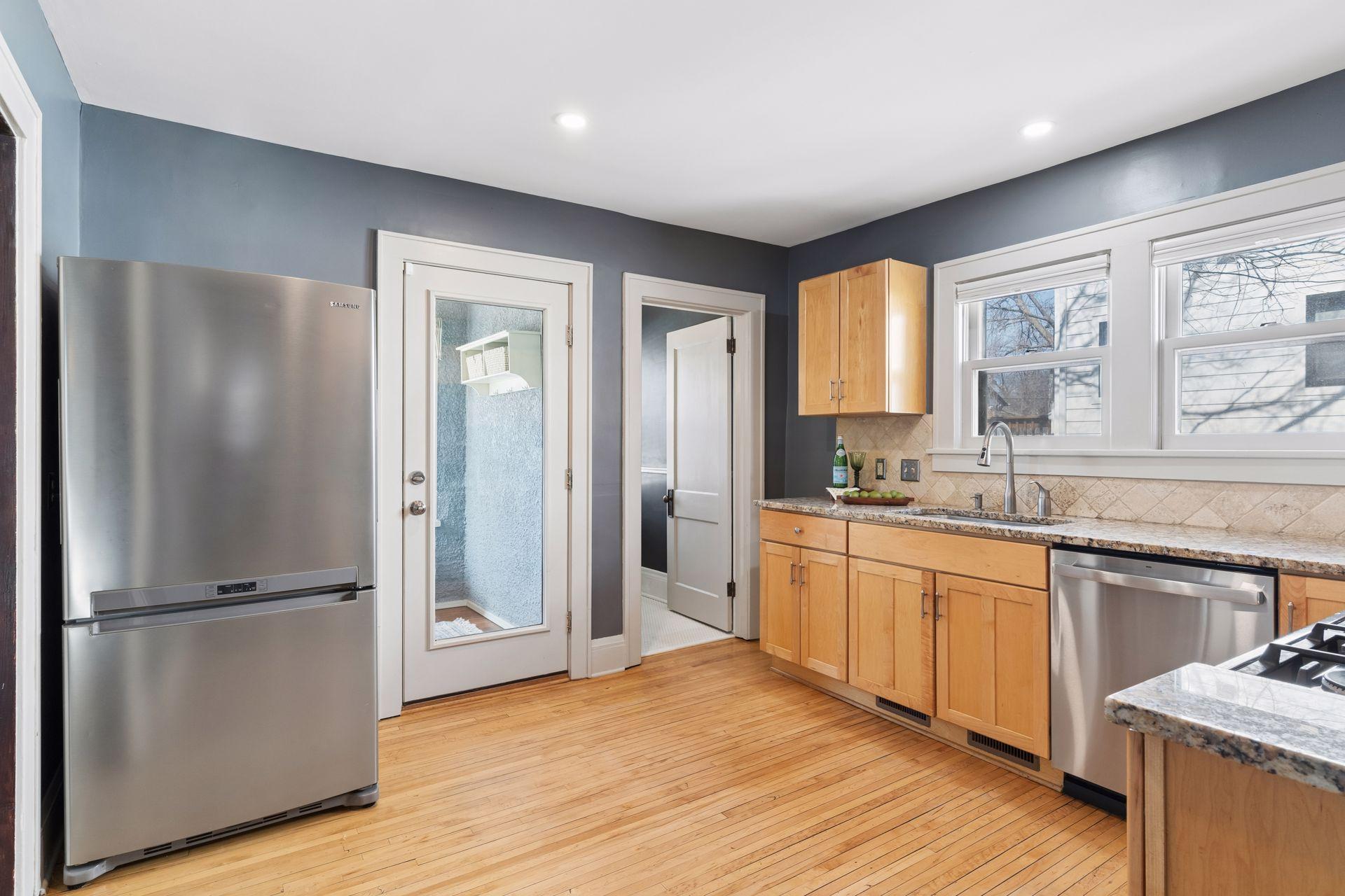 4618 Wentworth Avenue - Spacecrafting - 0019.jpg