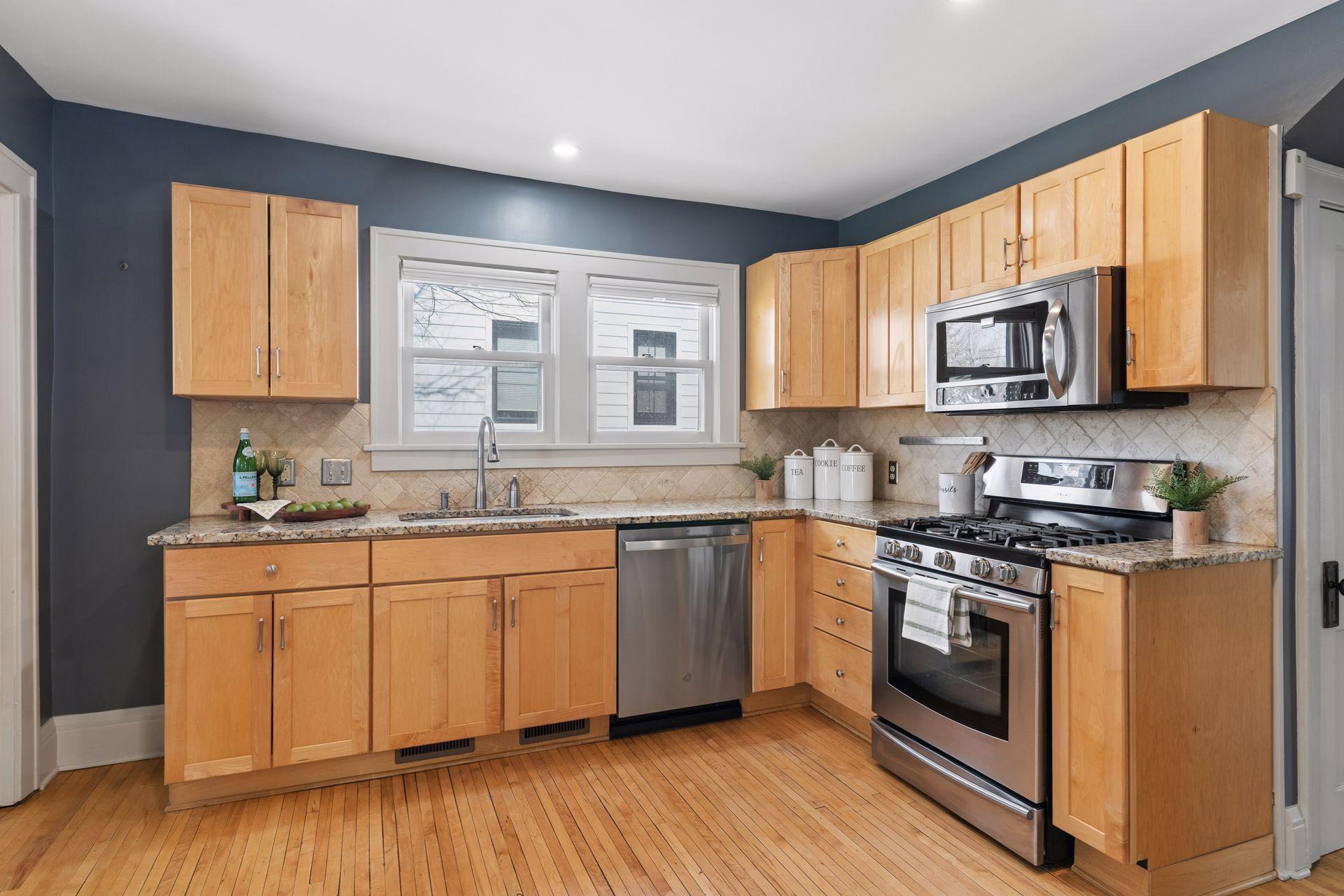 4618 Wentworth Avenue - Spacecrafting - 0021.jpg