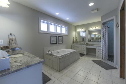 4691 Lakeview Drive, Cushing, MN 56443
