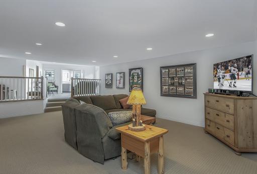 4691 Lakeview Drive, Cushing, MN 56443