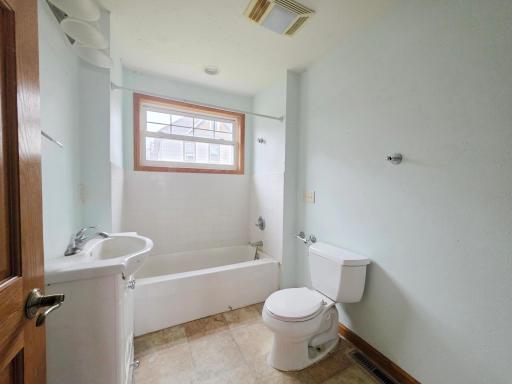 704 N Carver Street, Winthrop, MN 55396