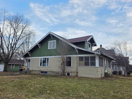 704 N Carver St Winthrop - 3 BR 2 Bath Den Office Kitchen LR, DR, LL with some finish, large front porch - EQUITY BUILDER!