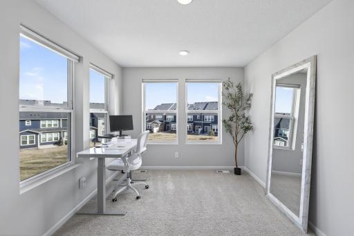 Sitting room/office/ den in primary bedroom