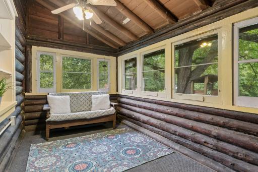 2233 15th Avenue E, North Saint Paul, MN 55109