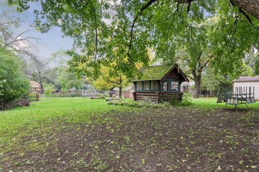 2233 15th Avenue E, North Saint Paul, MN 55109