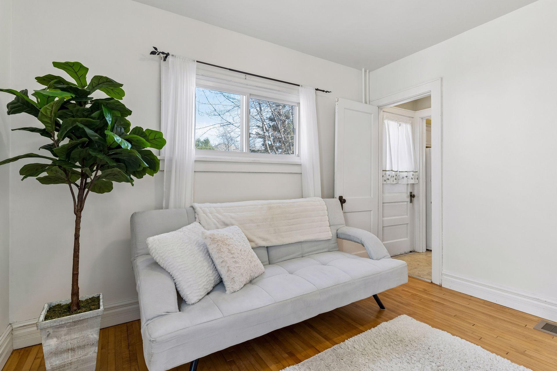 Back main floor bedroom.