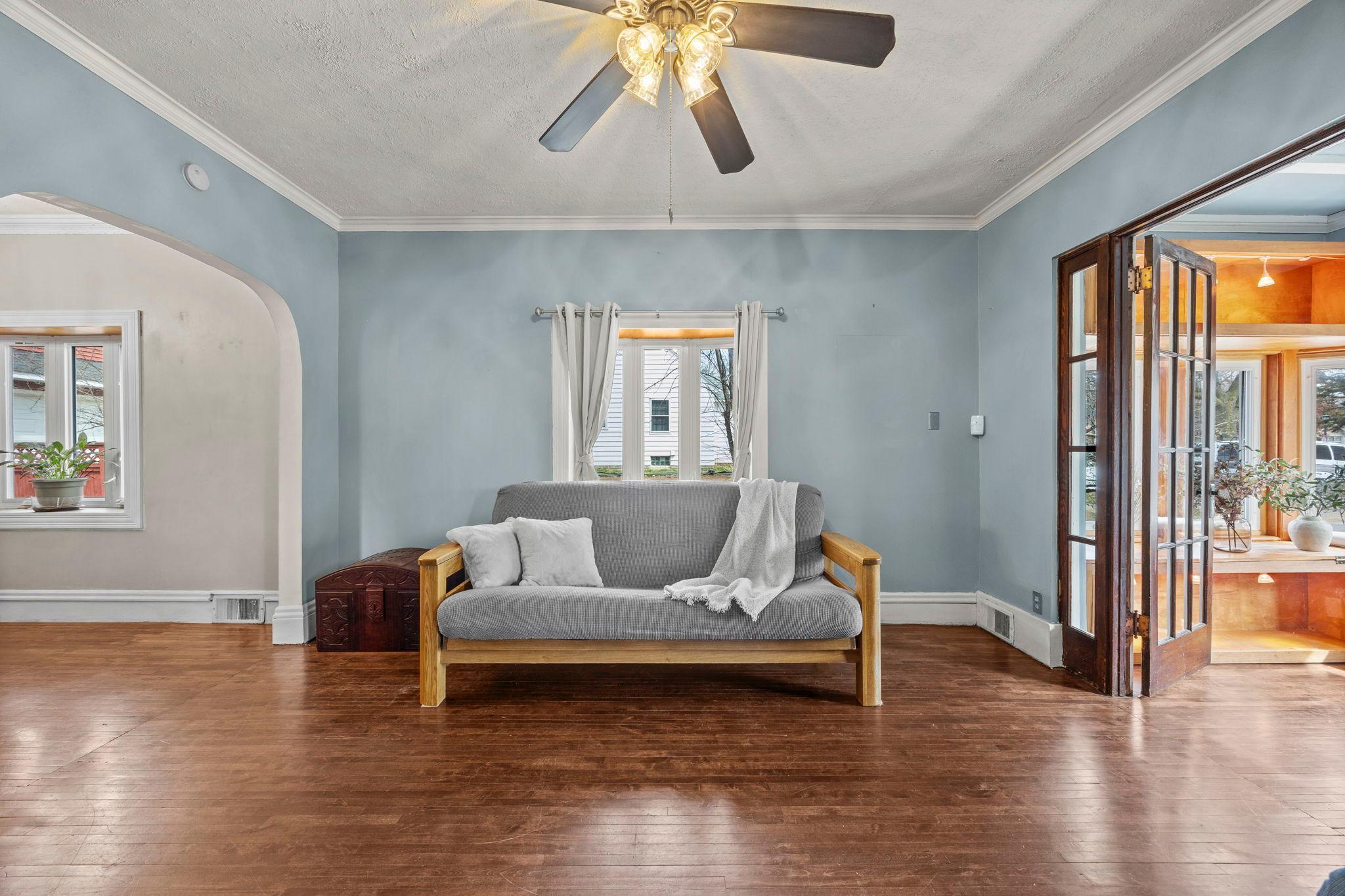 You can see the beautiful windows in all three rooms - dining, living and sunroom!