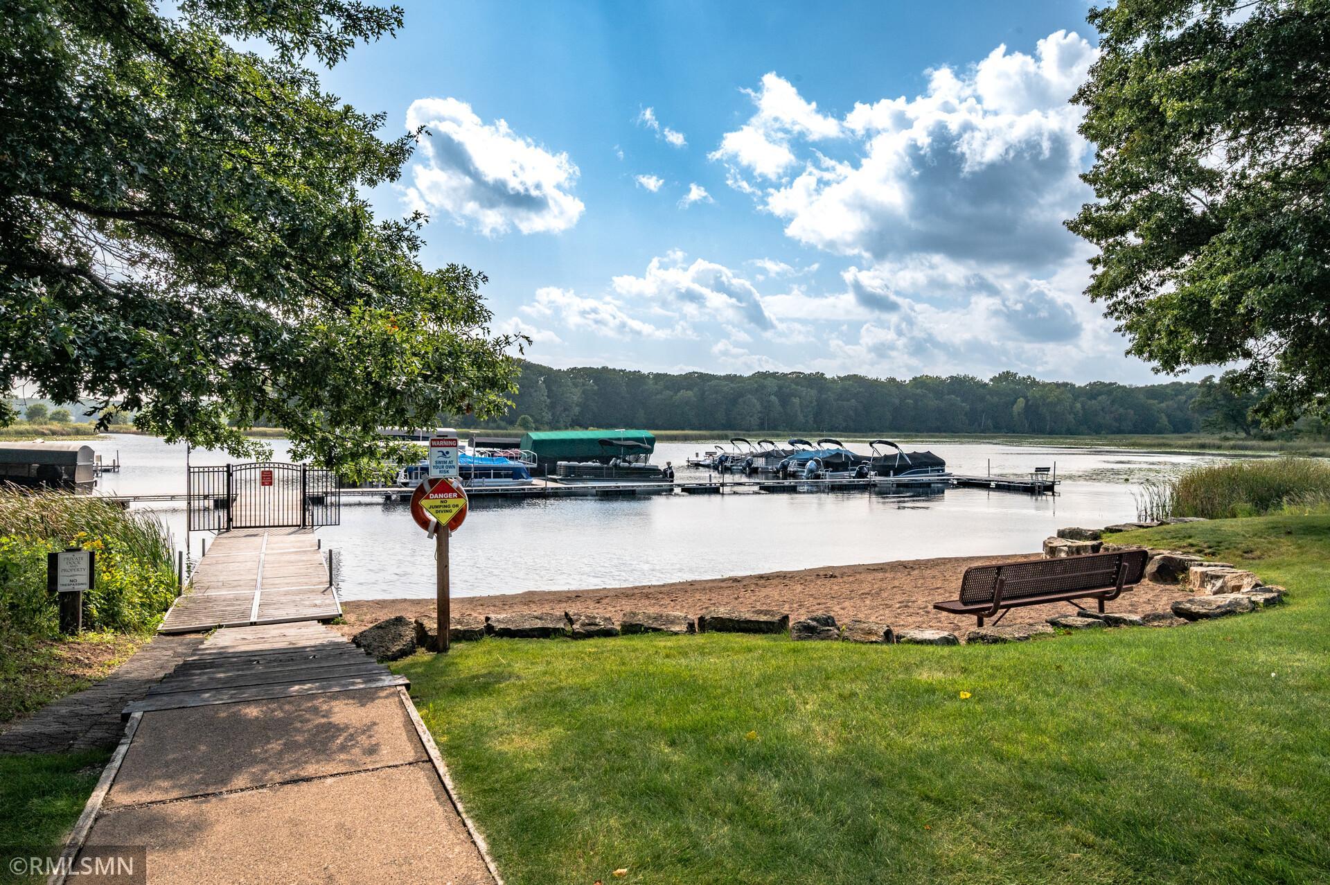 57_19320_Meadowridge102_mls.jpg