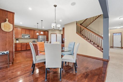 2061 Winterberry Lane, Shakopee, MN 55379
