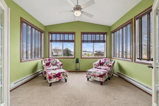 2061 Winterberry Lane, Shakopee, MN 55379