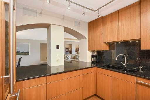 100 2nd Street SE, 1004, Minneapolis, MN 55414