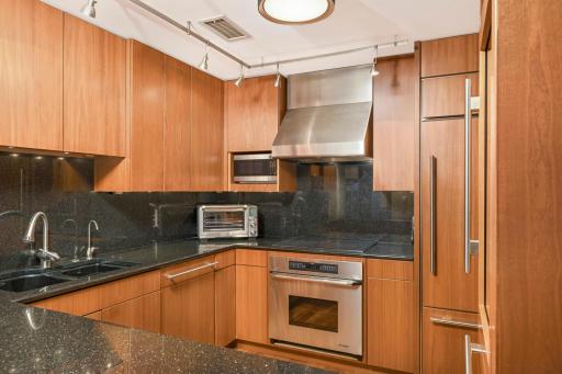 100 2nd Street SE, 1004, Minneapolis, MN 55414