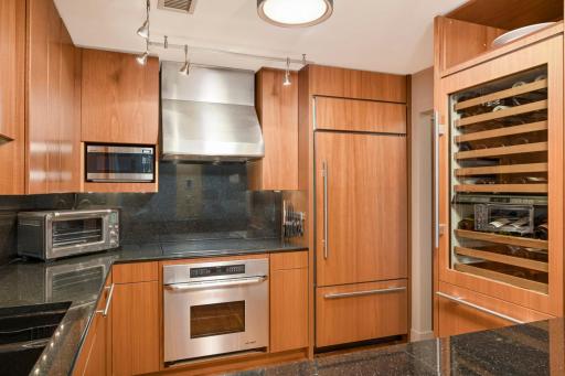 100 2nd Street SE, 1004, Minneapolis, MN 55414