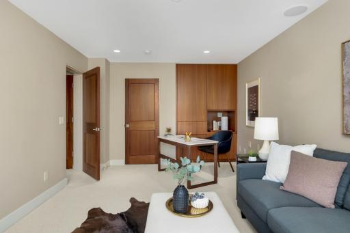 100 2nd Street SE, 1004, Minneapolis, MN 55414